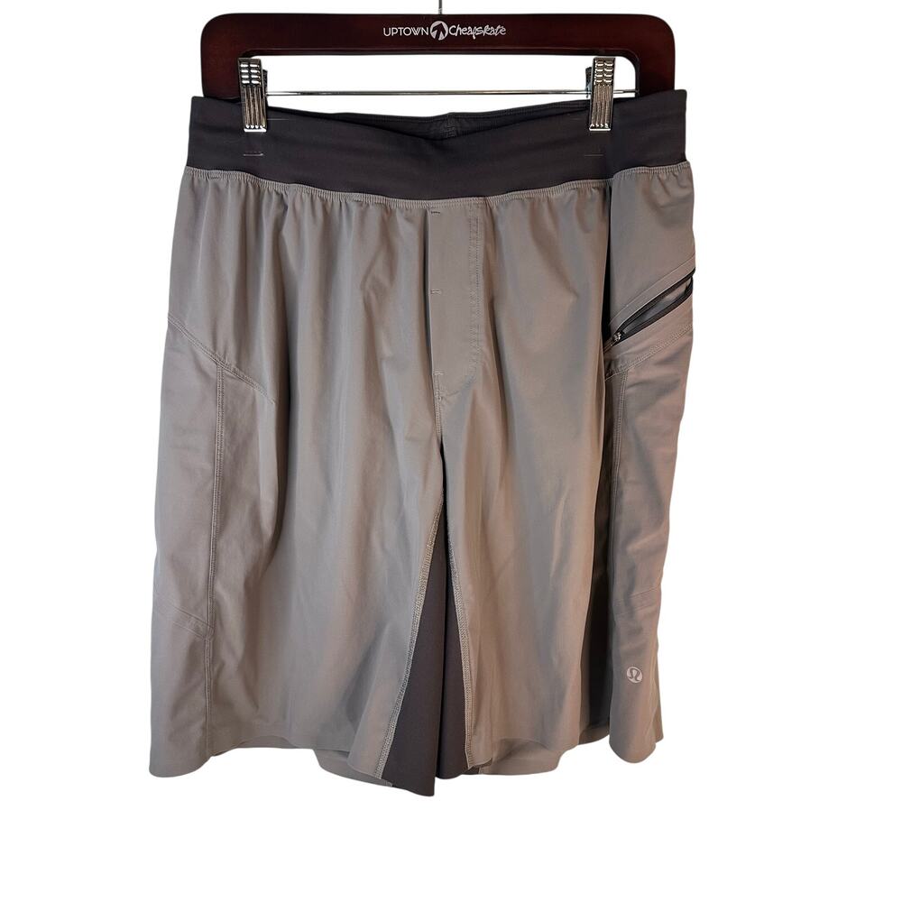 Lululemon Assert men's athletic shorts in gray with a 10-inch inseam Size Medium